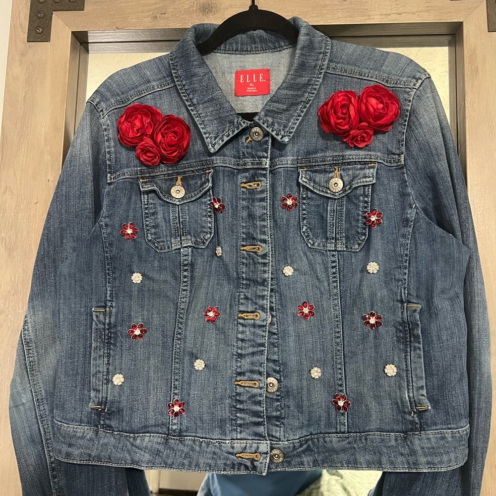 ELLE Women's Blue Denim Jacket with Red Floral Accents